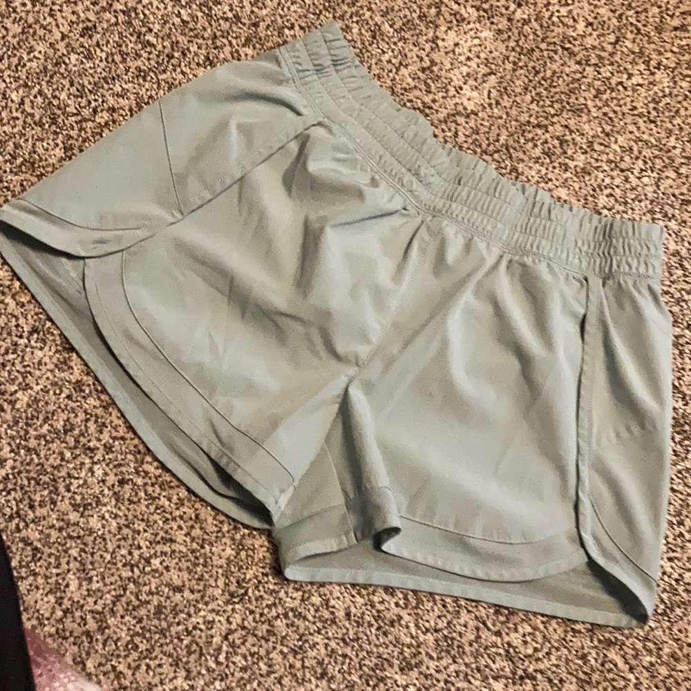 Gaiam athletic shorts